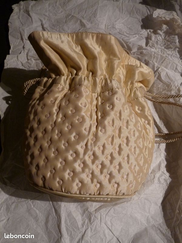 Sac de soirée vintage en soie (image 3)