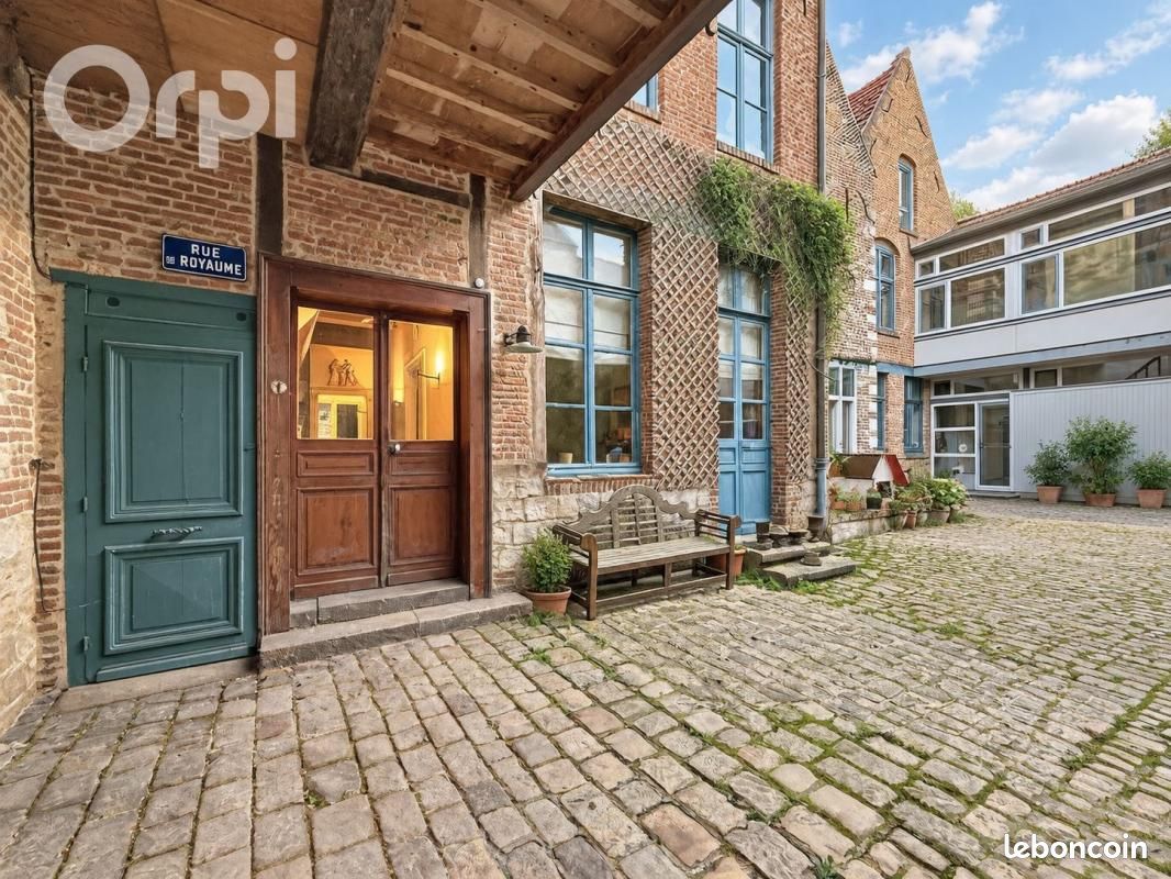 Maison 8 pièces 589 m² · à Arras · 589 m² · 1 100 000 €