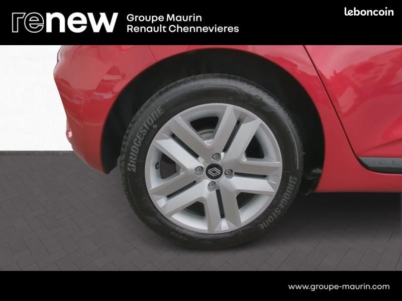 Renault Clio 1.6 E-Tech 145ch full hybrid Evolution - 24 (image 17)