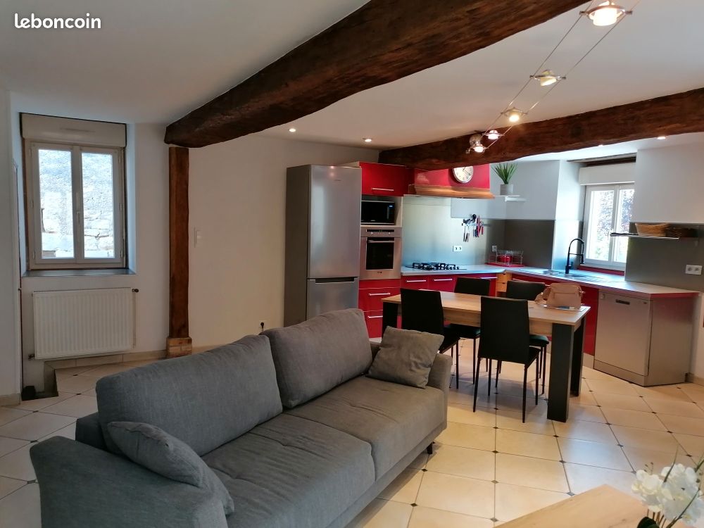 Maison 4 pièces 70 m² · à Vincelottes · 70 m² · 650 €
