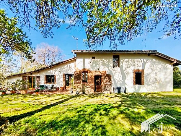 Propriété 5 pièces 172 m²