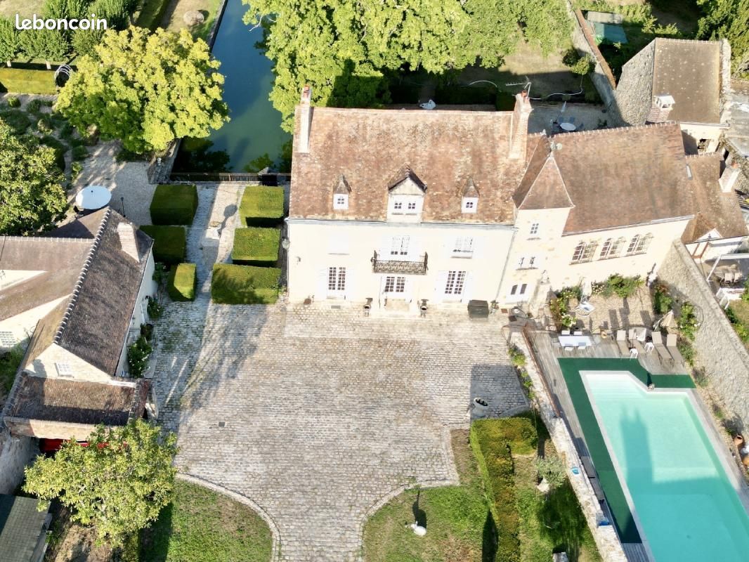 Maison 15 pièces 420 m² · à Milly-la-Forêt · 420 m² · 2 200 000 €