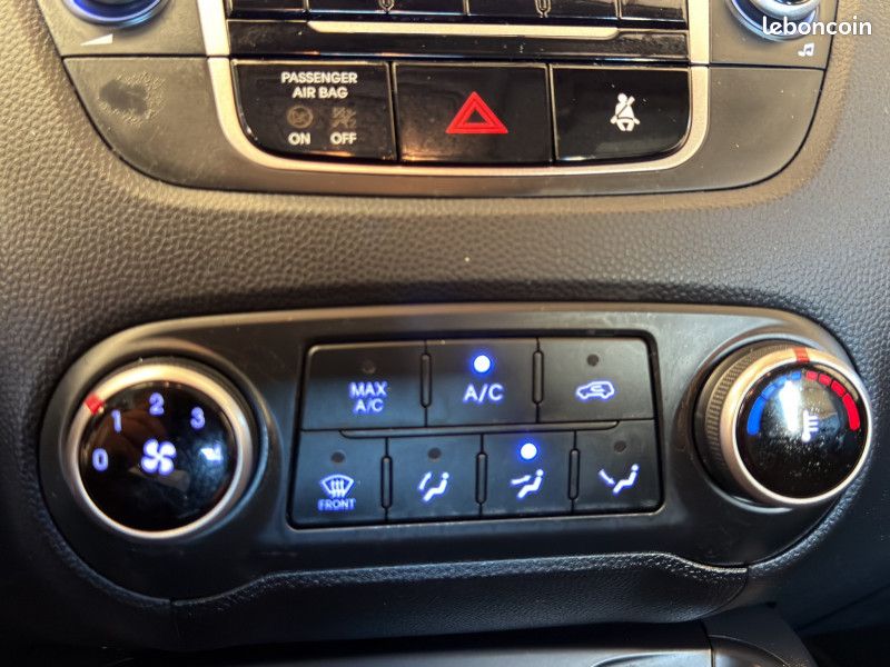 Hyundai IX35 1.6 GDI 135CH PACK PREMIUM BLUE DRIVE à partir de 244,48/mois (image 19)