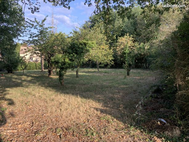 Terrain 1233 m² Iteuil