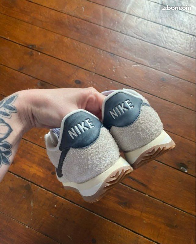 Cortez grise en daim Chaussures