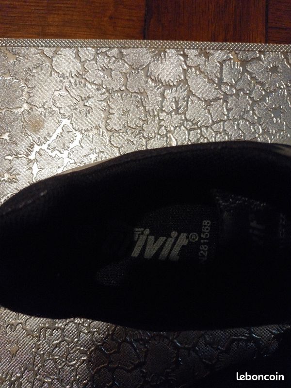 Baskets noir (image 4)