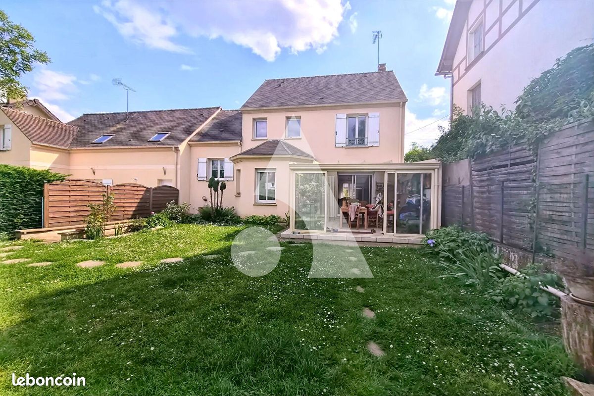 Maison 6 pièces 133 m² · à Parmain · 133 m² · 445 000 €