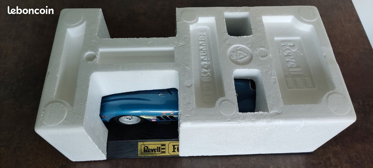 Kyosho 1:18 Ferrari 250 GTO #24 bleu 8435A modèle voiture 8435A
