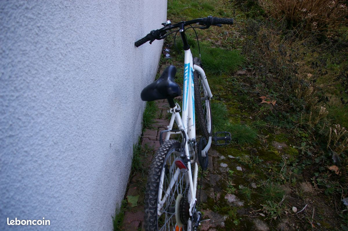Vélo enfant 12 ans (image 3)