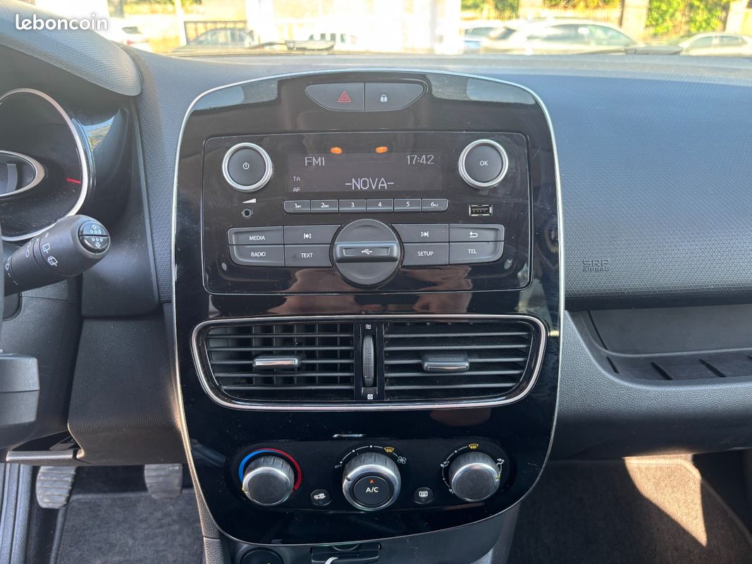 RENAULT CLIO IV 0.9 TCe 90 Génération (image 14)