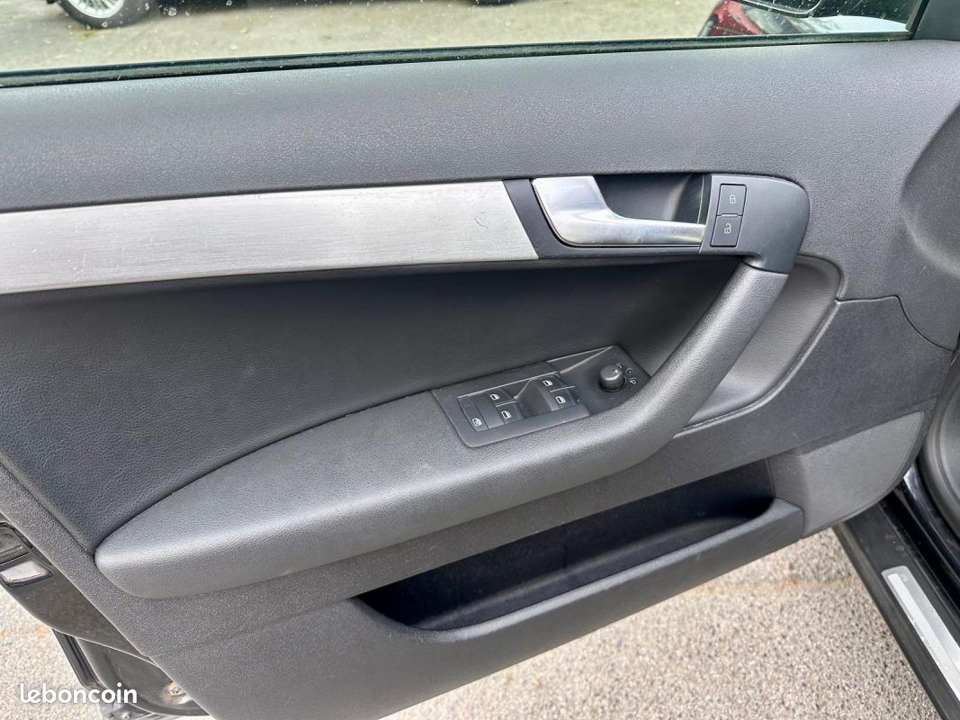 AUDI A3 SPORTBACK 2.0 TDI 140 S-Line S-Tronic (image 19)