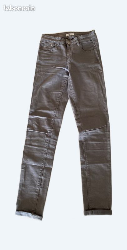 Jeans cache cache (image 1)