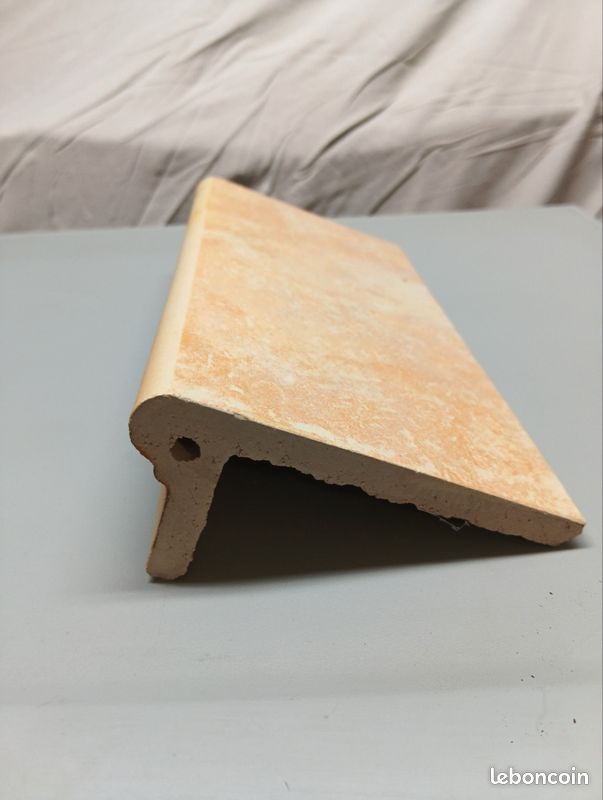 Nez de marche carrelage (image 1)
