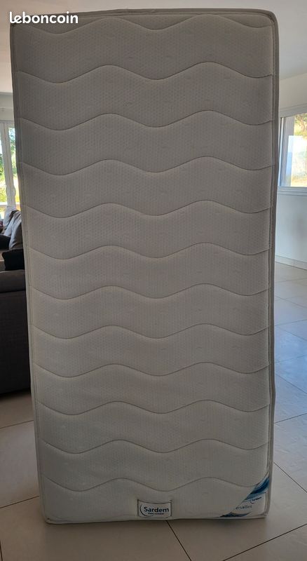 Matelas 90 (image 1)