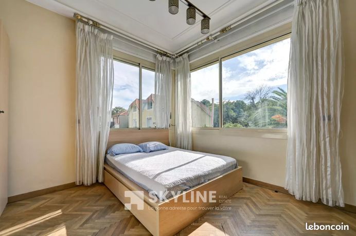 Villa 9 pièces 285 m² — 29