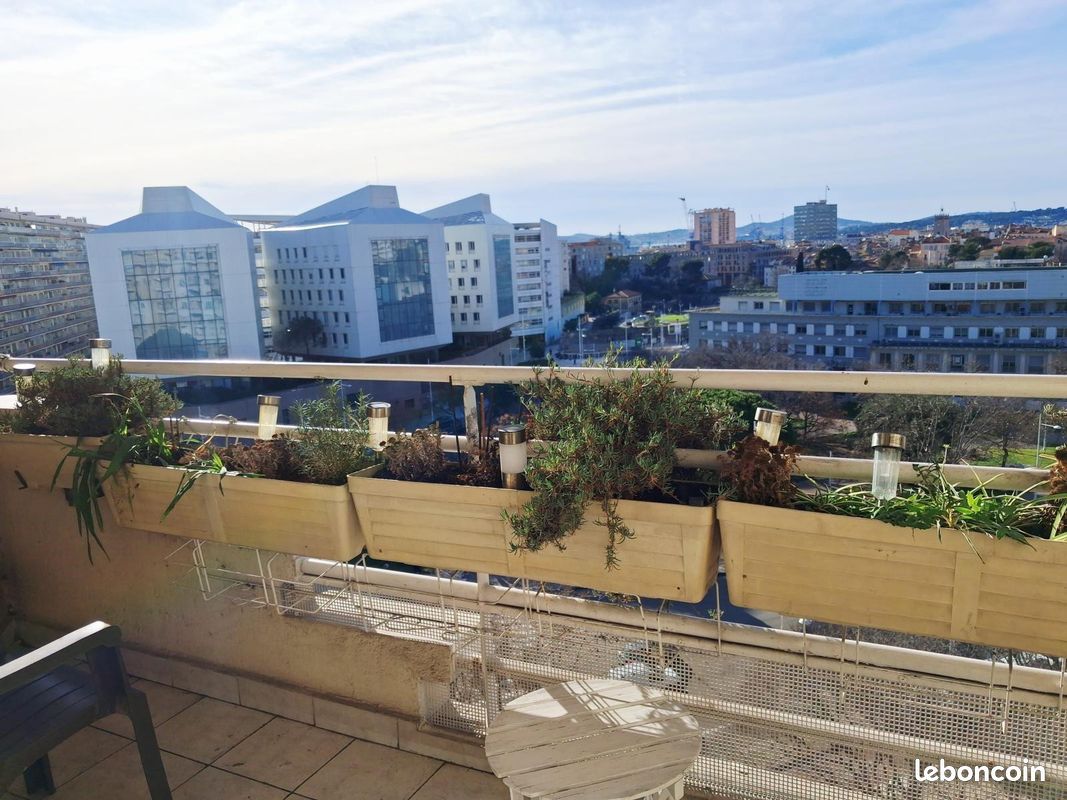 Appartement 2 pièces 68 m² · à Toulon · 68 m² · 930 €/mois