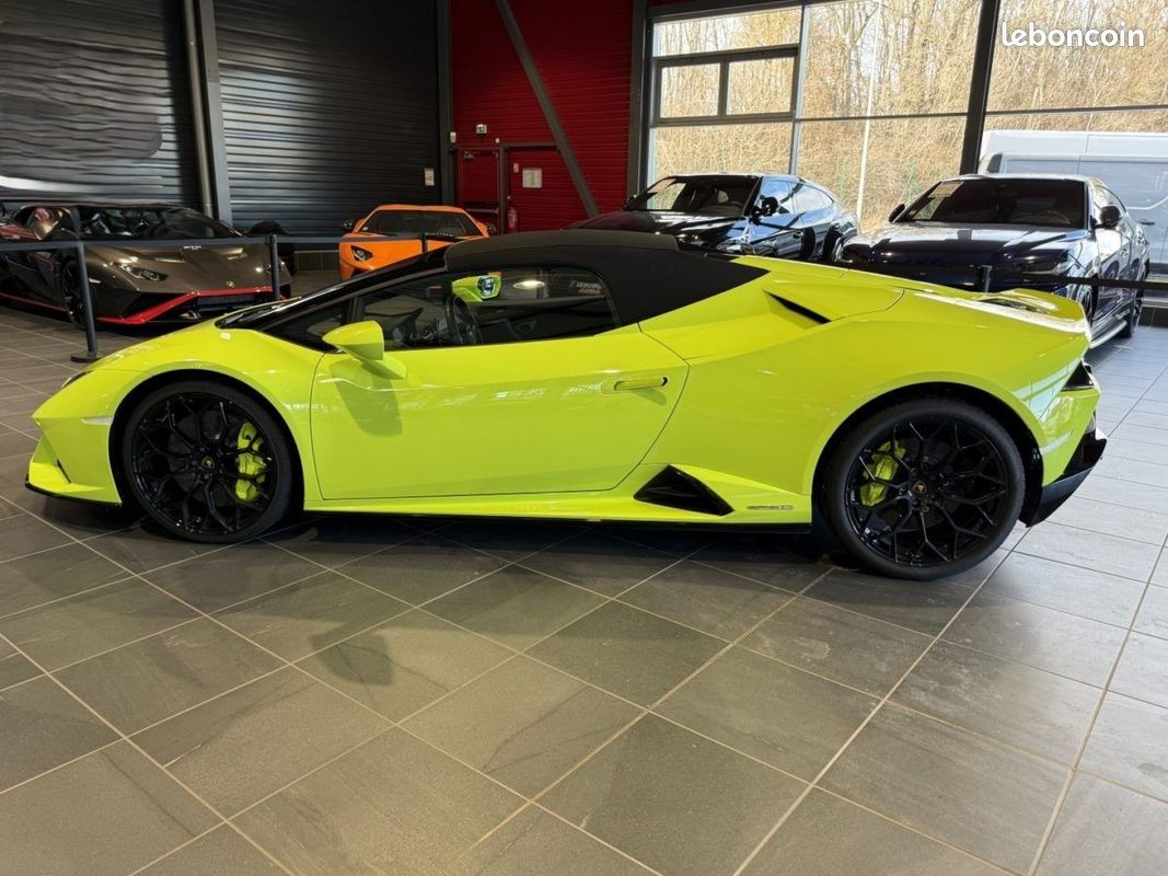 Lamborghini HURACAN SPYDER EVO 5.2L V10 640CV 4WD LDF7 (image 3)