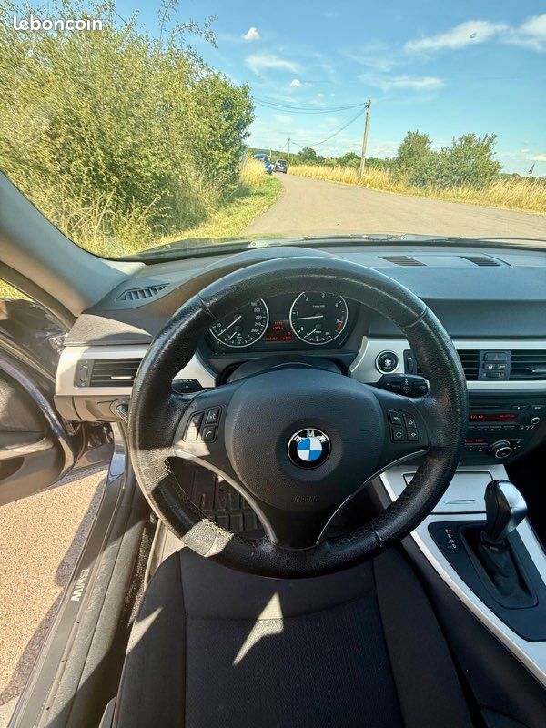 BMW Série 3 318dA Edition Executive – 143 ch – 2011 – 167 000 km (image 10)