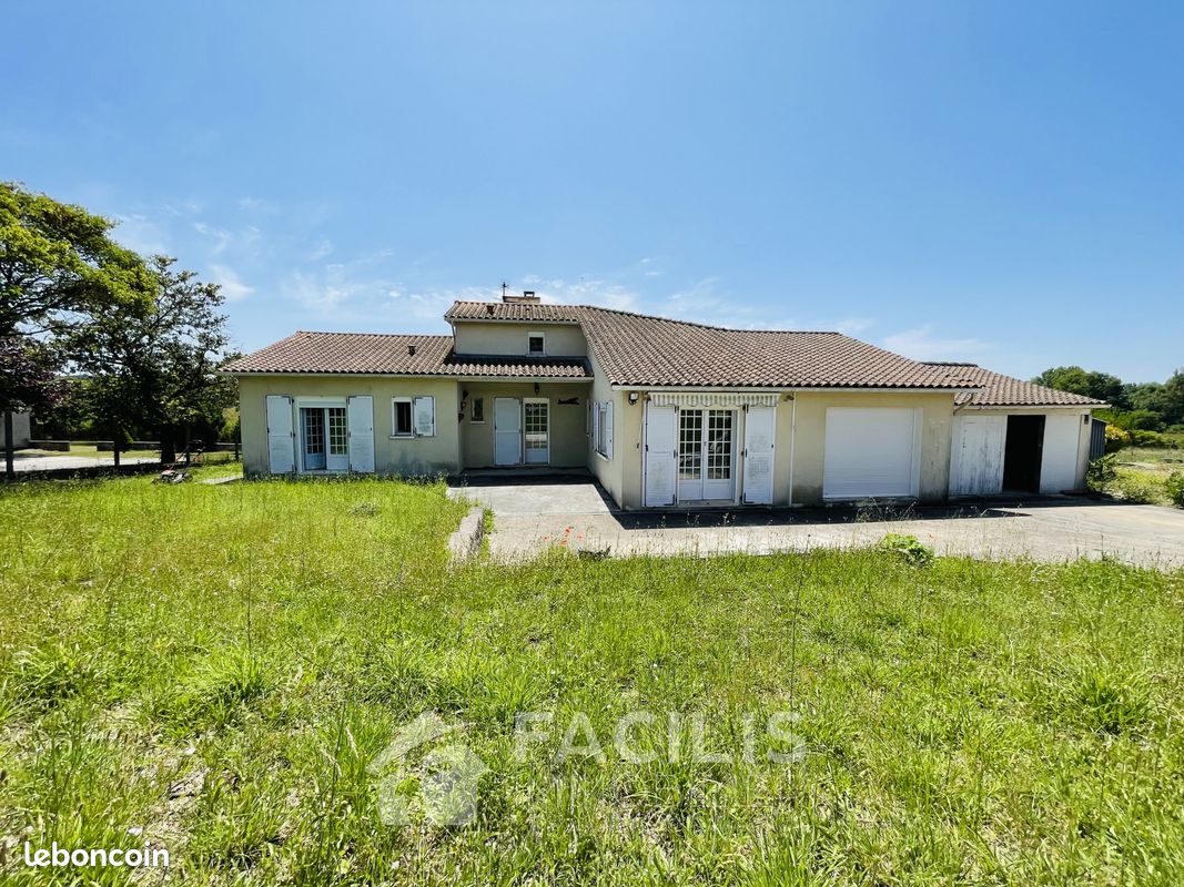 Maison 6 pièces 164 m² - Coteaux-du-Blanzacais 16250 Blanzac-Porcheresse (image principale 0)