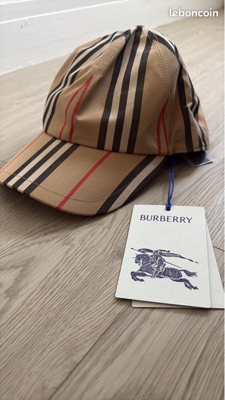 Lot de 2 casquettes Burberry – Complètes (boîte, ticket de caisse, sac et étiquettes) (image 2)