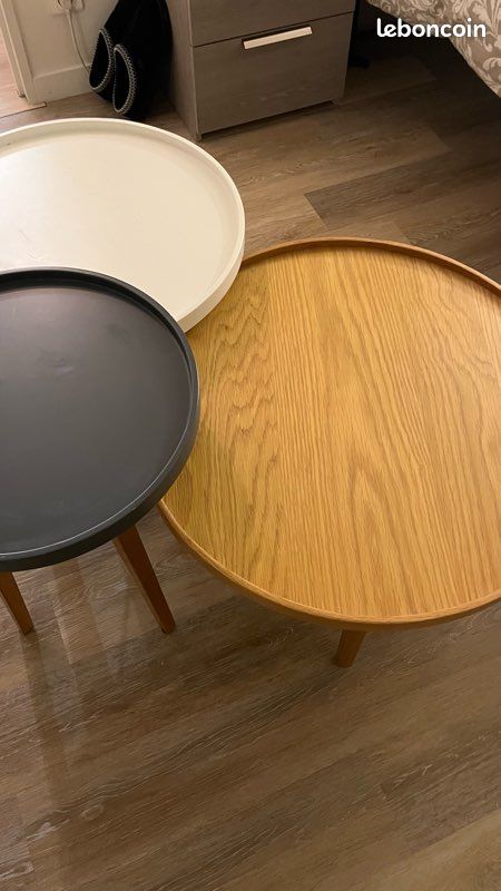Table (image 1)