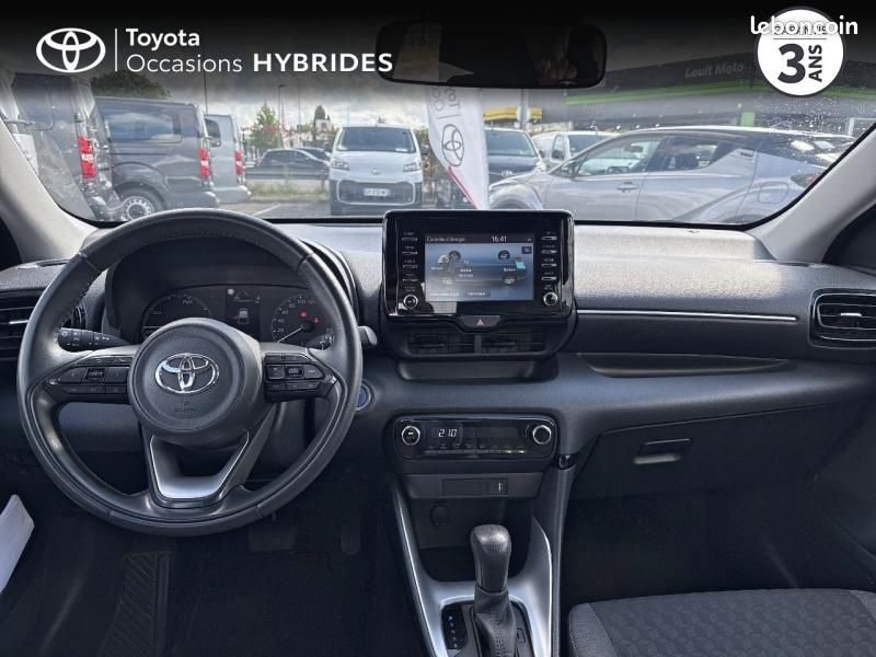 Toyota Yaris 116h Dynamic 5p MY22 (image 8)