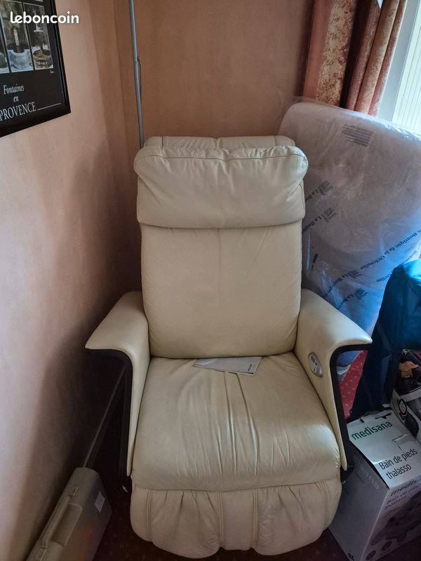 Fauteuil massant (image 1)