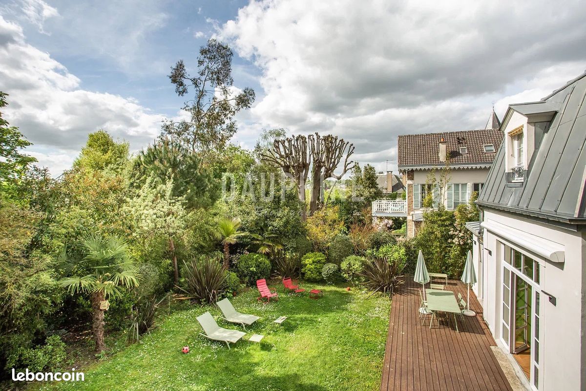 Maison 255 m² · à Sèvres · 255 m² · 2 150 000 €