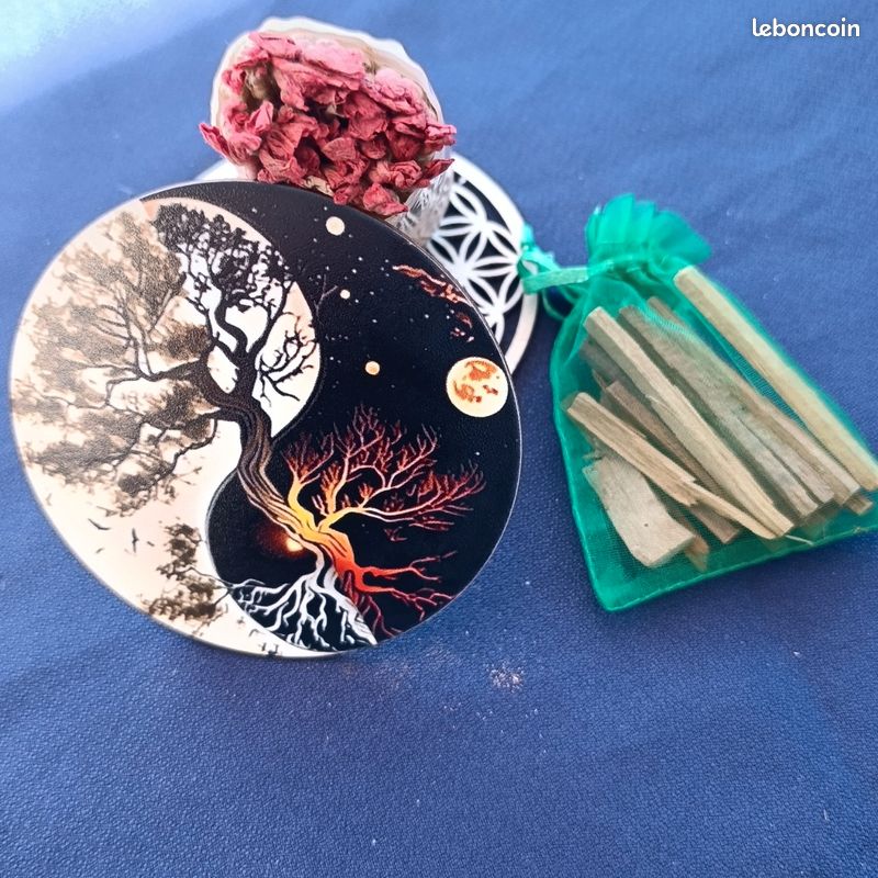 Kit méditation et spiritualité encens Santal et bois sacré (image 2)
