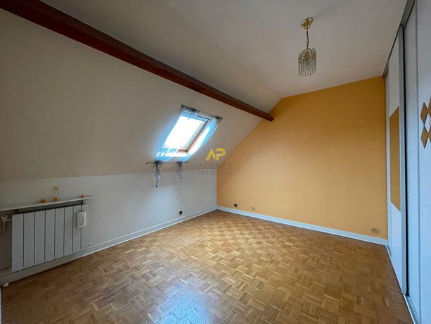Maison a vendre  - 6 pièce(s) - 133 m2 - Surfyn