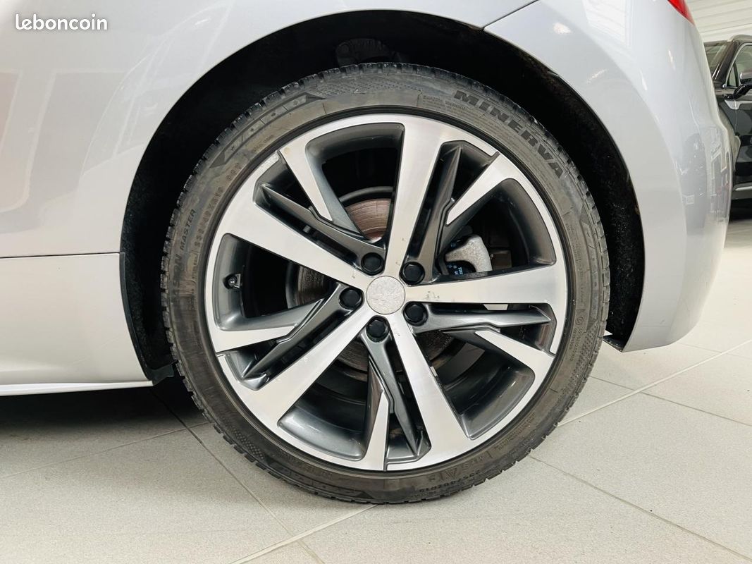 PEUGEOT RCZ 2.0 HDi FAP 163ch (image 18)