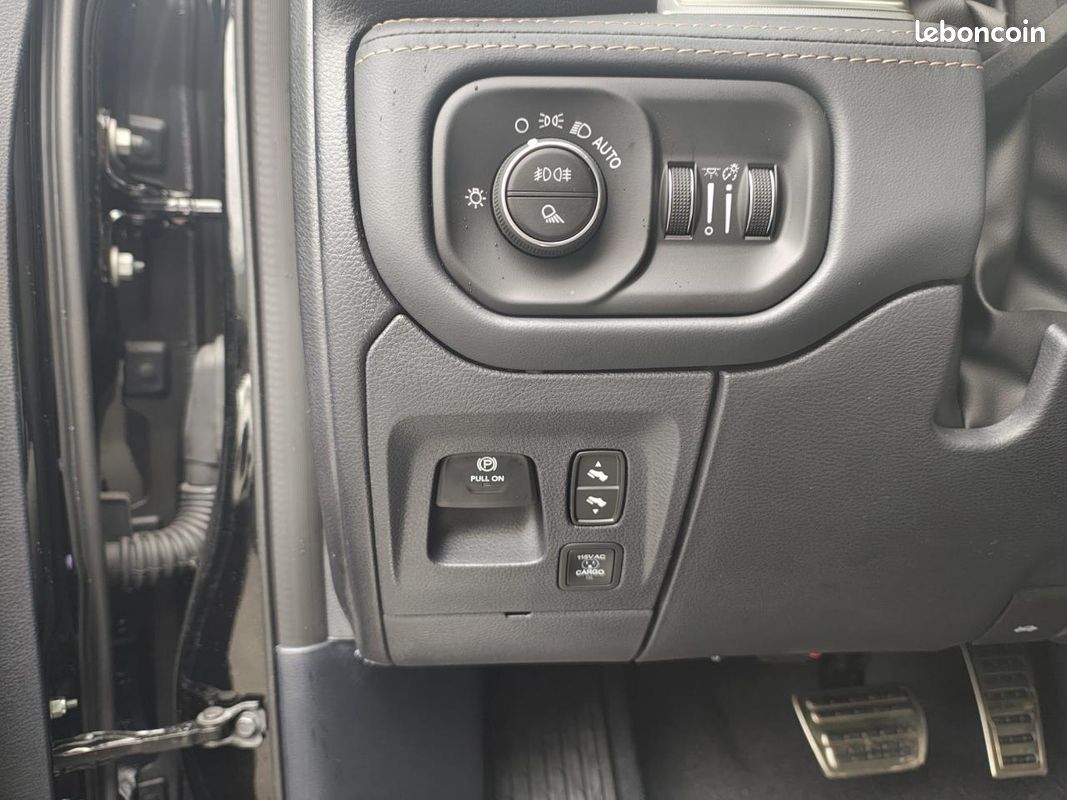 Dodge ram 1500 crew tungsten air rambox (image 25)