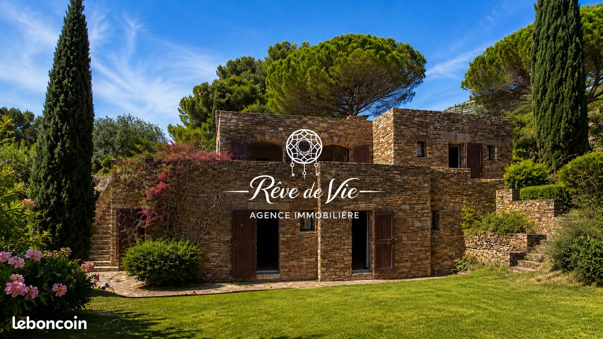 Maison 7 pièces 179 m² · à Bormes-les-Mimosas · 179 m² · 2 214 500 €