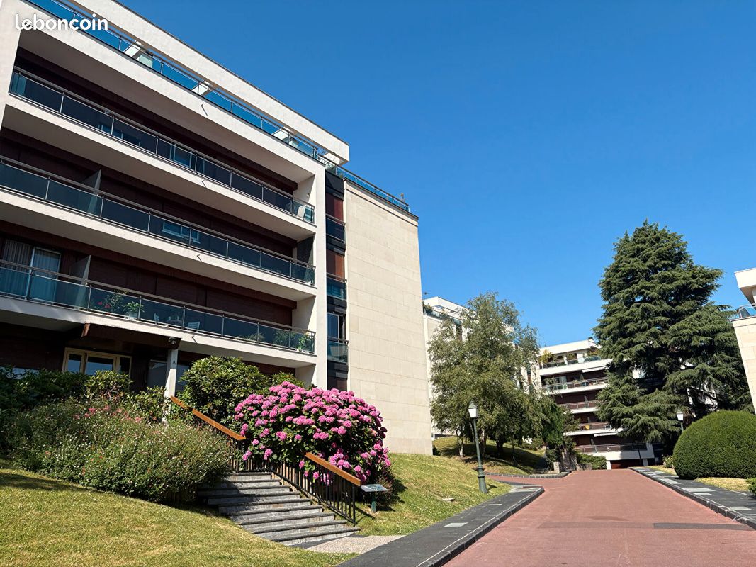 Appartement 1 pièce 20 m² · à Sèvres · 20 m² · 155 000 €