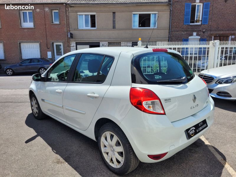 Renault CLIO III 1.5 DCI 75CH ALIZE ECO² 5P (image 7)