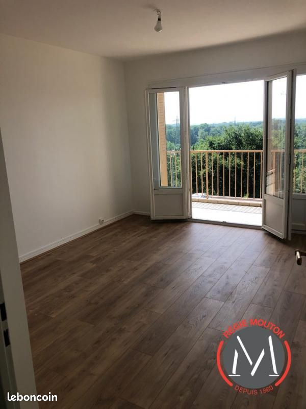 Appartement a louer rillieux-la-pape - 4 pièce(s) - 94 m2 - Surfyn