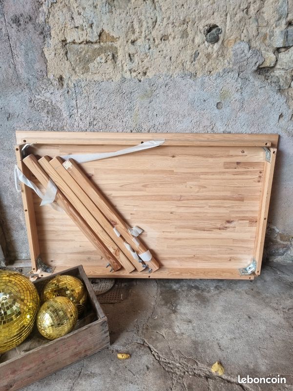 Table de cuisine en bois Ameublement