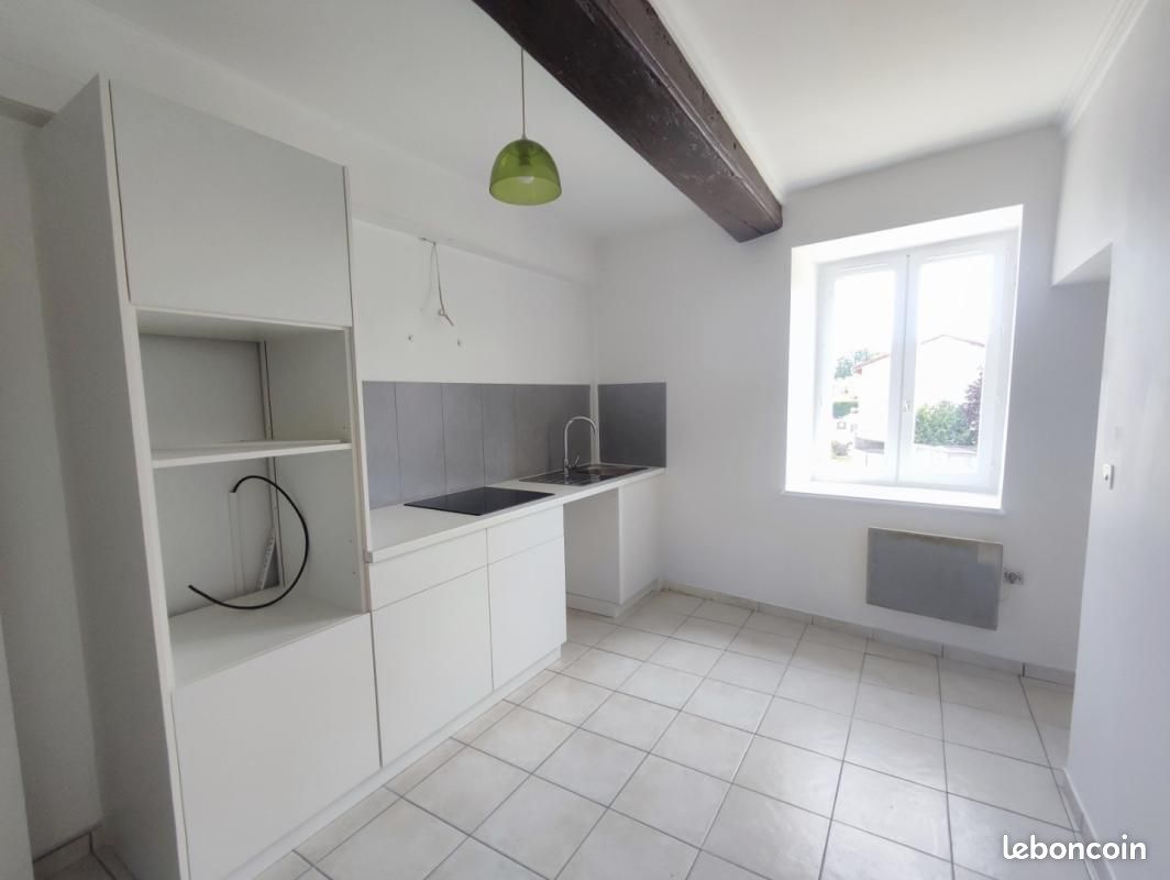 Appartement 3 pièces 68 m² · à Loyettes · 68 m² · 740 €/mois