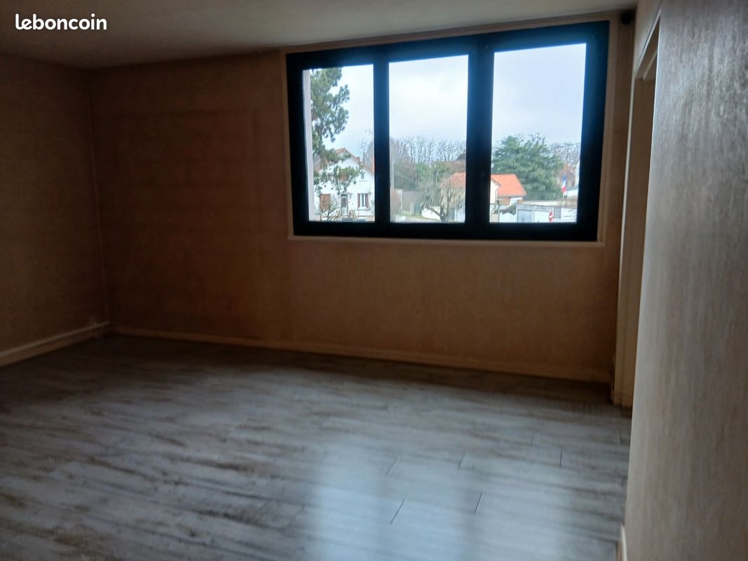 Appartement 5 pièces 80 m² · à Nevers · 80 m² · 65 000 €