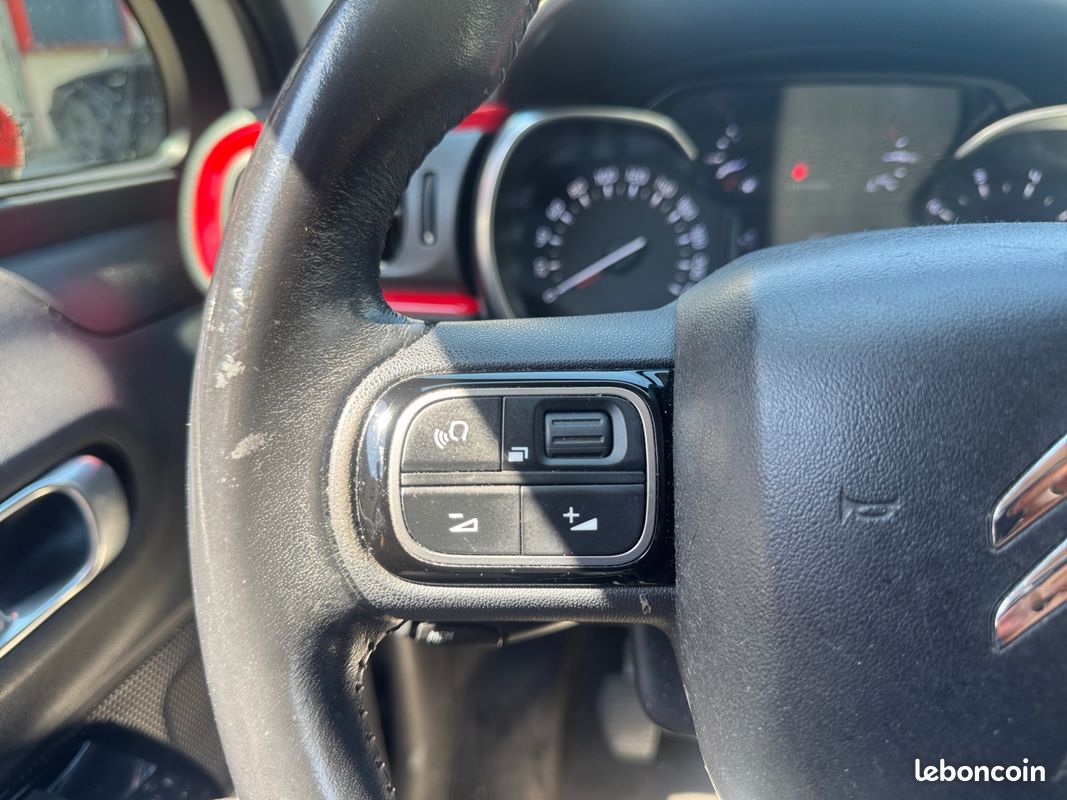CITROEN C3 III 1.6 BLUE HDI 75 FEEL 75Ch Apple carplay Régulateur de vitesse Garantie 12 mois (image 23)