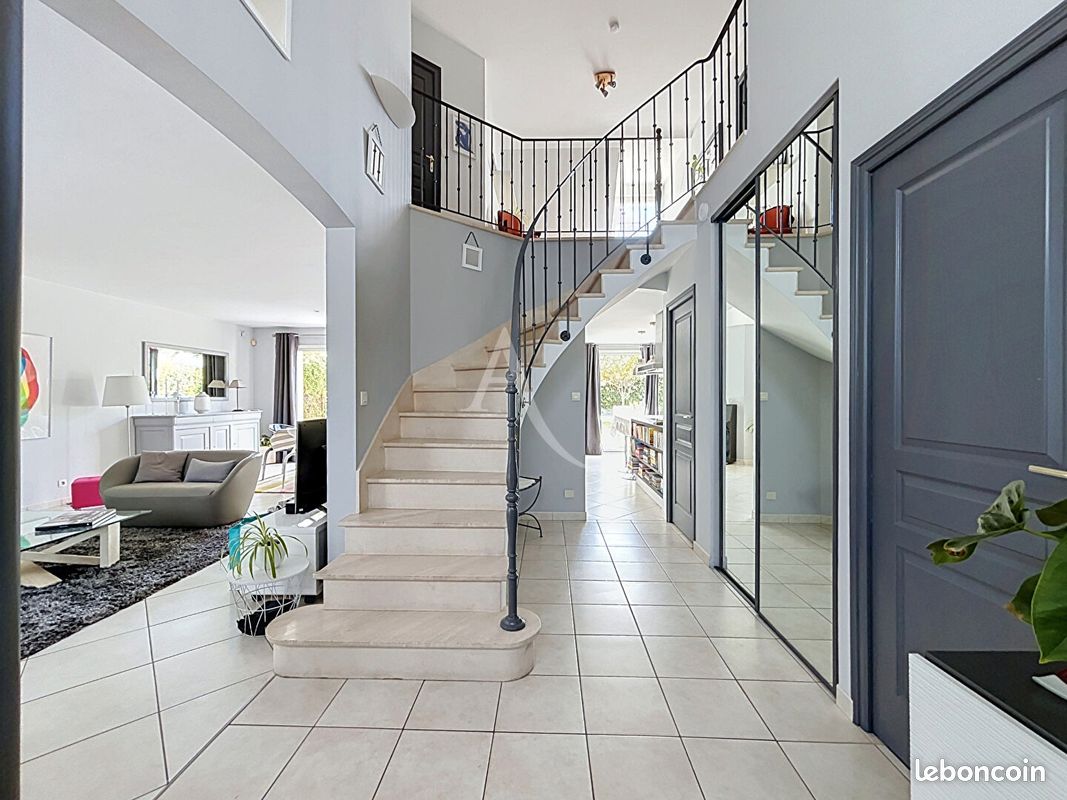 Maison 6 pièces 188 m² · à Angers · 188 m² · 699 900 €