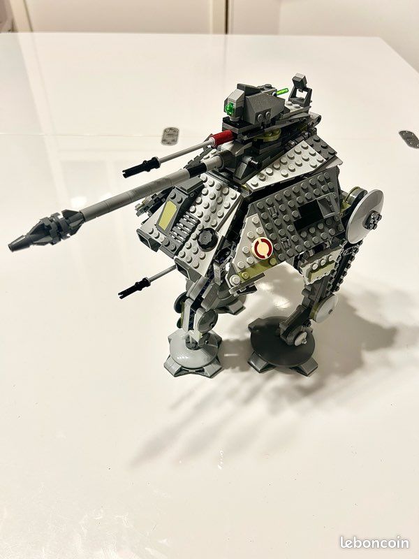 Lego Star Wars - L'AT-AP - Complet (image 2)