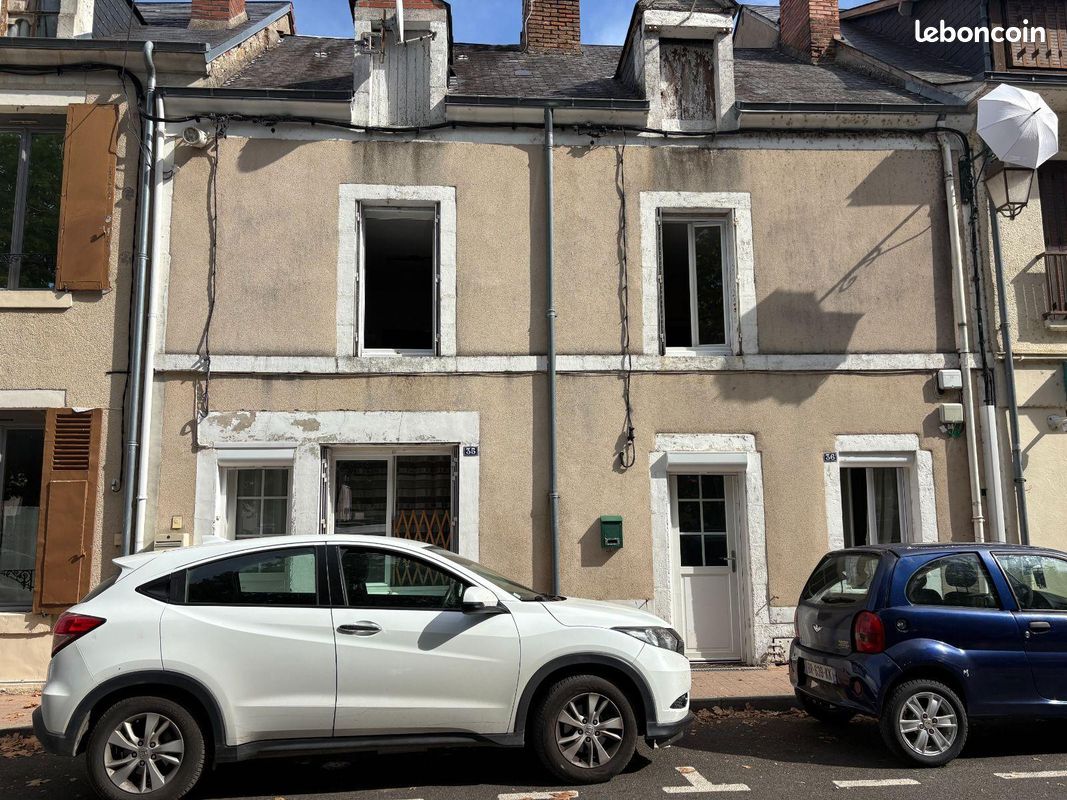 Maison 3 pièces 107 m² · à Saint-Gaultier · 107 m² · 68 900 €