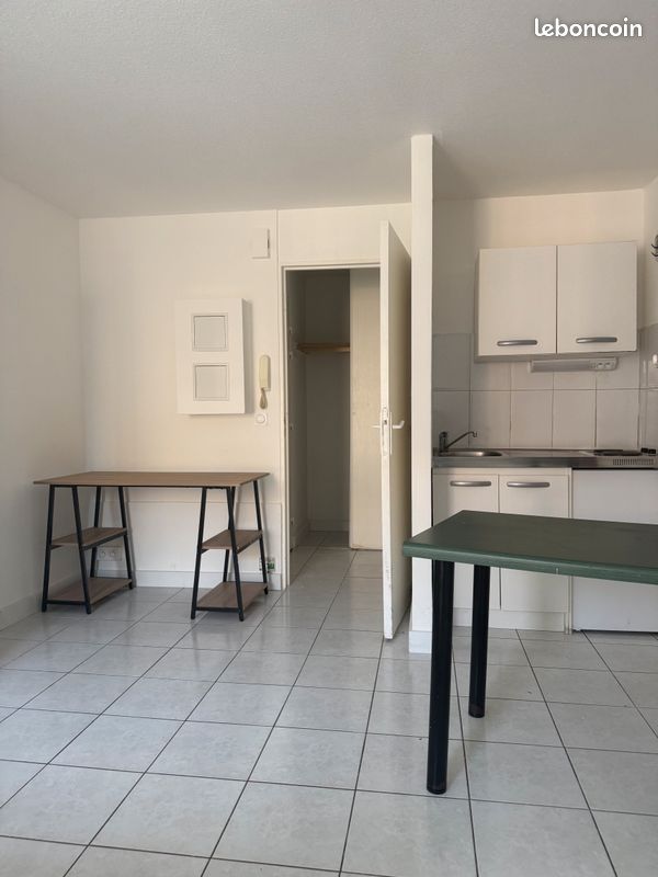 Appartement 1 pièce 28 m² · à Perpignan · 28 m² · 450 €