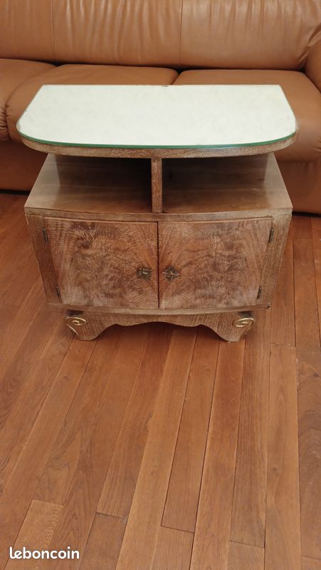 Table de chevet (image 1)