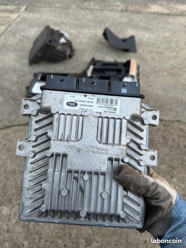 Calculateur range Rover l322 tdv8 (image 2)