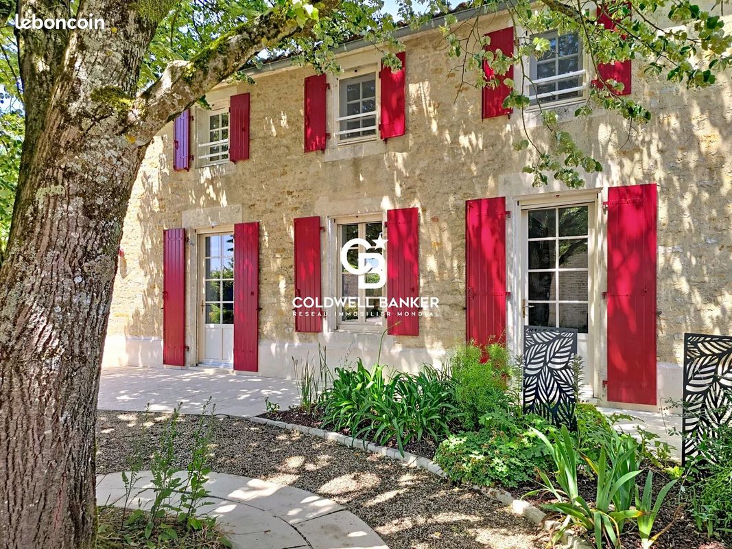 Maison 6 pièces 165 m² · à Thiré · 165 m² · 399 000 €