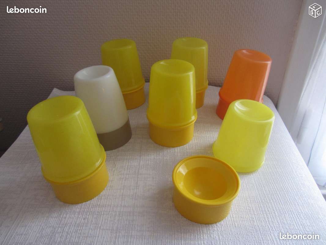 Coquetier tupperware jaune micro onde (rh) (image 1)