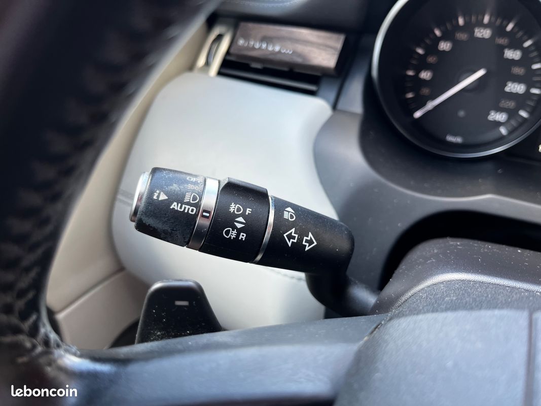 LAND ROVER Range Rover Evoque 2.0 179ch BVA 4WD AUTOBIOGRAPHY TOIT PANORAMIQUE (image 21)