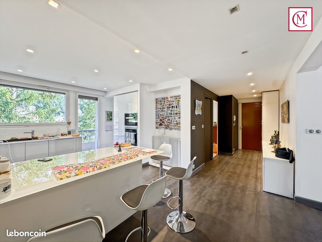 Appartement 4 pièces 99 m² · à Meylan · 99 m² · 390 000 €